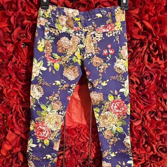 Crest Jeans Girls Floral Kids Jeans Size 6 Like New - Picture 9 of 9